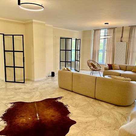 Sanierte 5 Zimmer Luxus Standard Apartment Auf 350Qm Hamburg Dış mekan fotoğraf