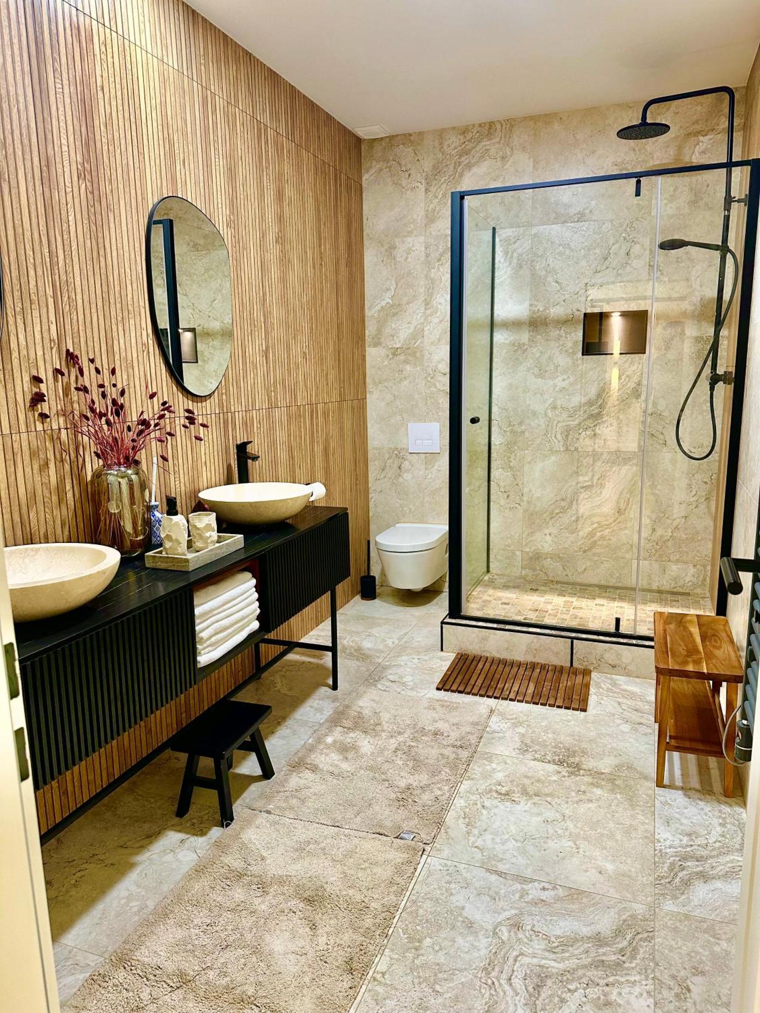 Sanierte 5 Zimmer Luxus Standard Apartment Auf 350Qm Hamburg Dış mekan fotoğraf