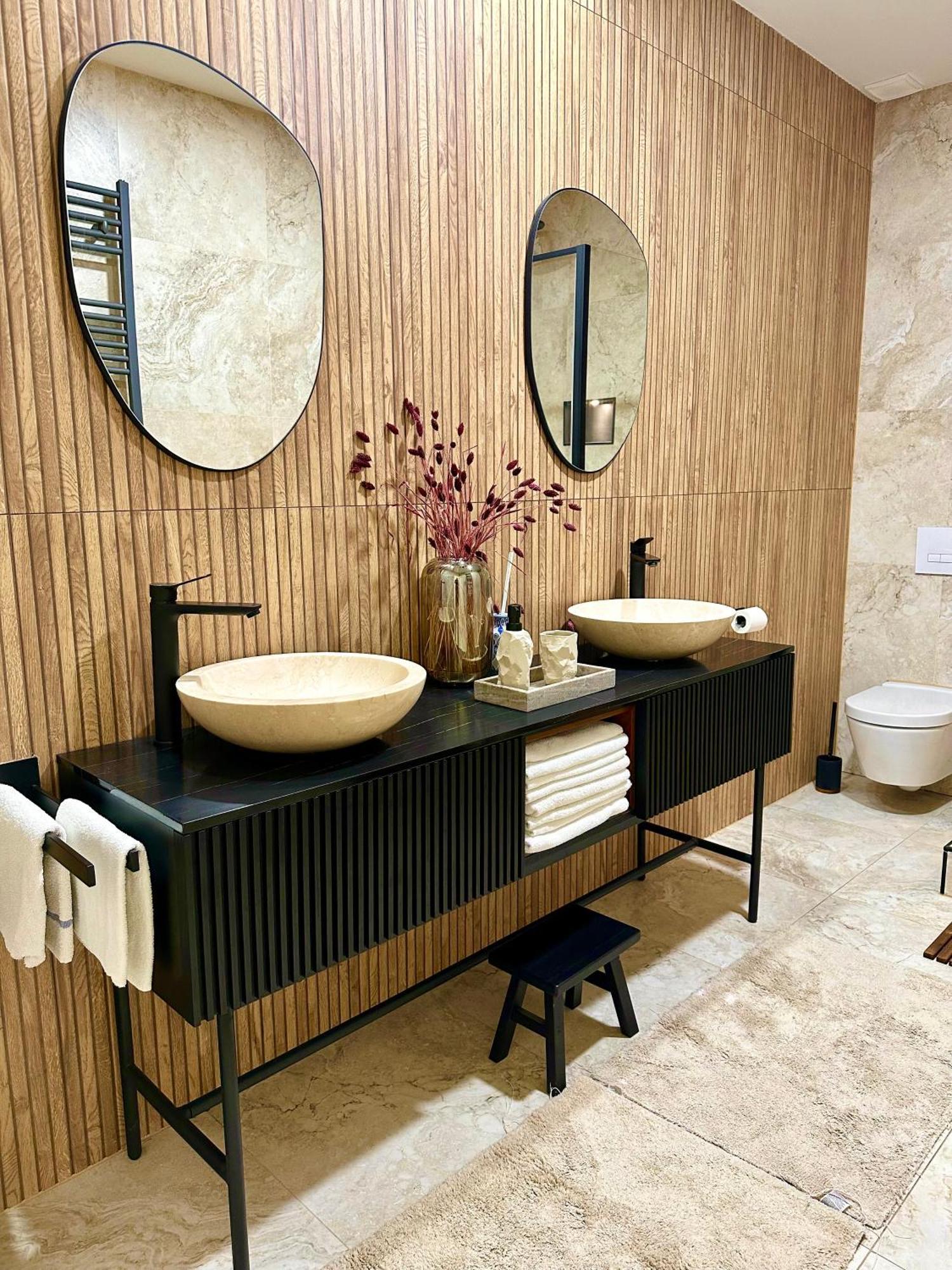 Sanierte 5 Zimmer Luxus Standard Apartment Auf 350Qm Hamburg Dış mekan fotoğraf