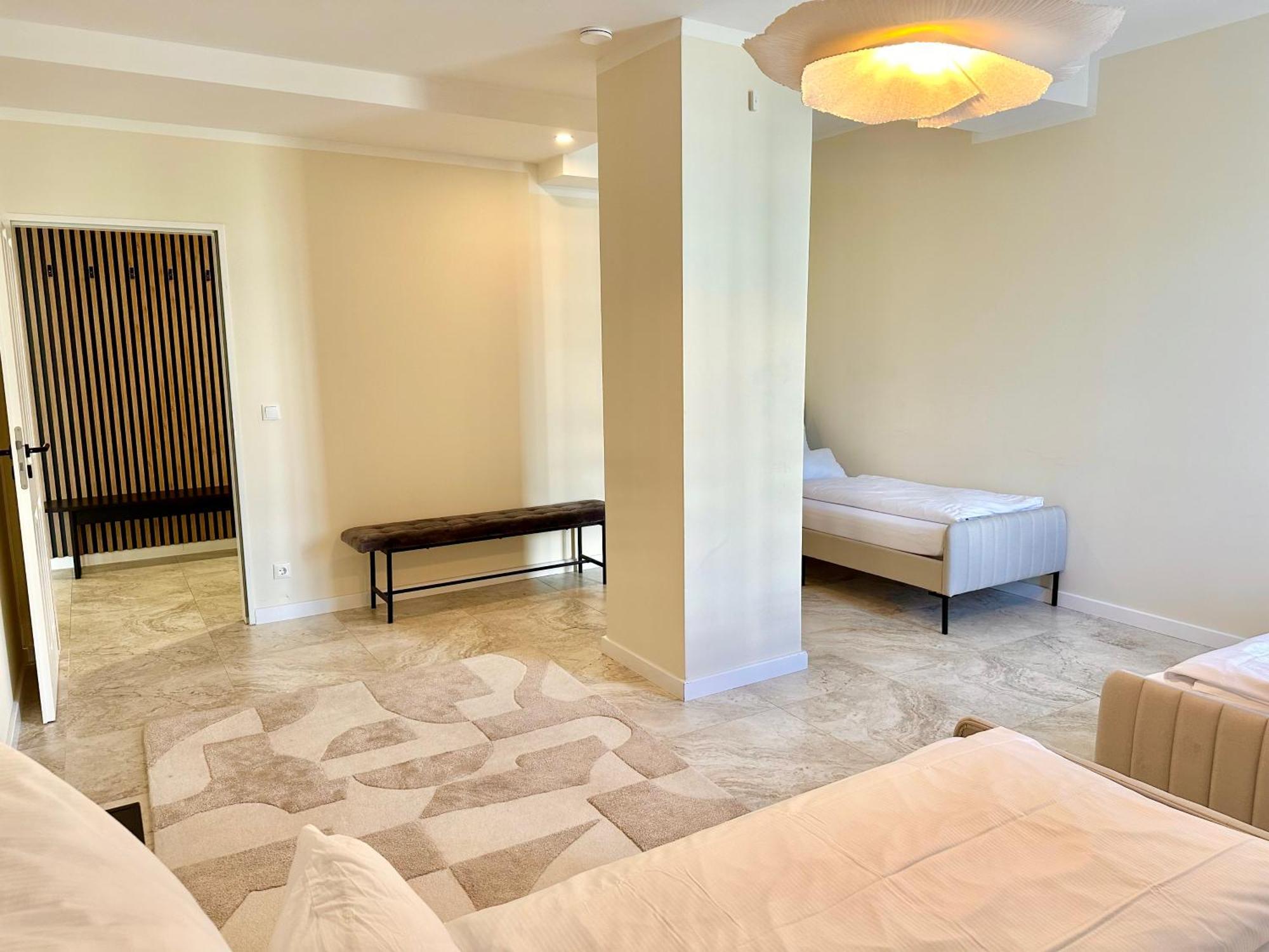 Sanierte 5 Zimmer Luxus Standard Apartment Auf 350Qm Hamburg Dış mekan fotoğraf