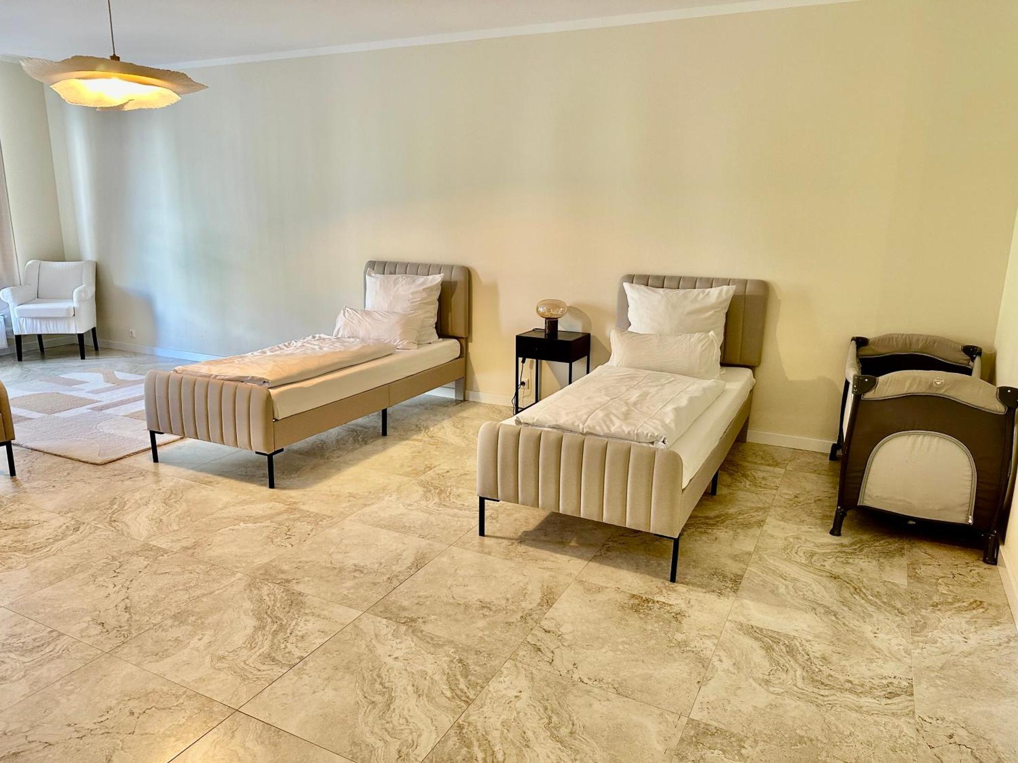 Sanierte 5 Zimmer Luxus Standard Apartment Auf 350Qm Hamburg Dış mekan fotoğraf