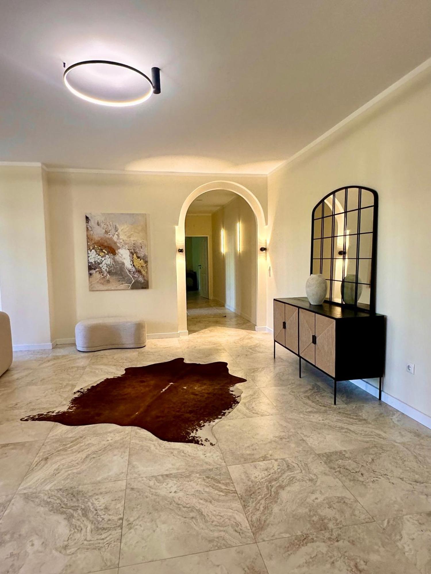 Sanierte 5 Zimmer Luxus Standard Apartment Auf 350Qm Hamburg Dış mekan fotoğraf
